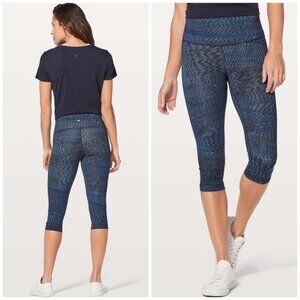 Lululemon Wunder Under Hi-Rise 1/2 Tight Full-On Luxtreme 17” Legging Blue 6